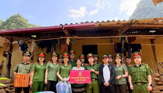 CAO BẰNG: Chương trình an sinh xã hội, tuyên truyền pháp luật về tái hòa nhập cộng đồng