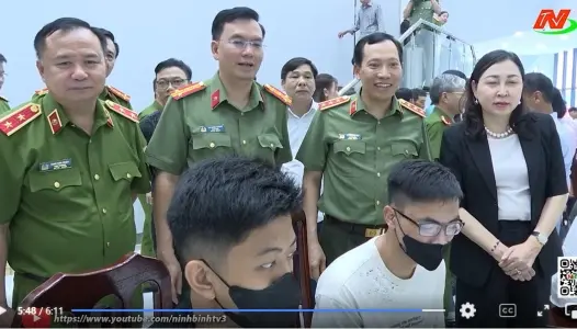 NINH BÌNH: https://www.facebook.com/watch/?v=1289679756569910
