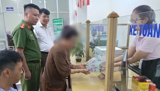HẢI PHÒNG: Công an phường An Dương hỗ trợ 04 hộ gia đình có người chấp hành xong án phạt tù được vay vốn