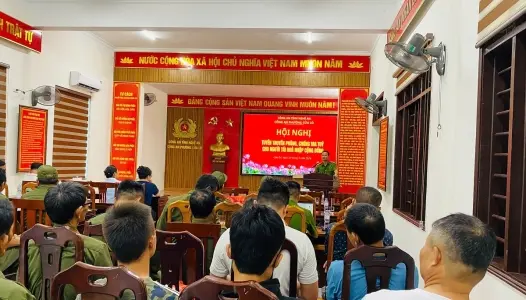NGHỆ AN: Công an phường Cửa Lò ra mắt mô hình "Hỗ trợ nhóm cho người tái hòa nhập cộng đồng"