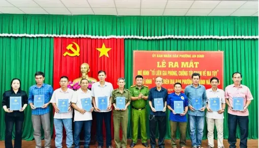 CẦN THƠ: Công an phường An Bình: Ra mắt Mô hình “Tổ liên gia phòng chống tội phạm về ma túy” và Mô hình “4+1”